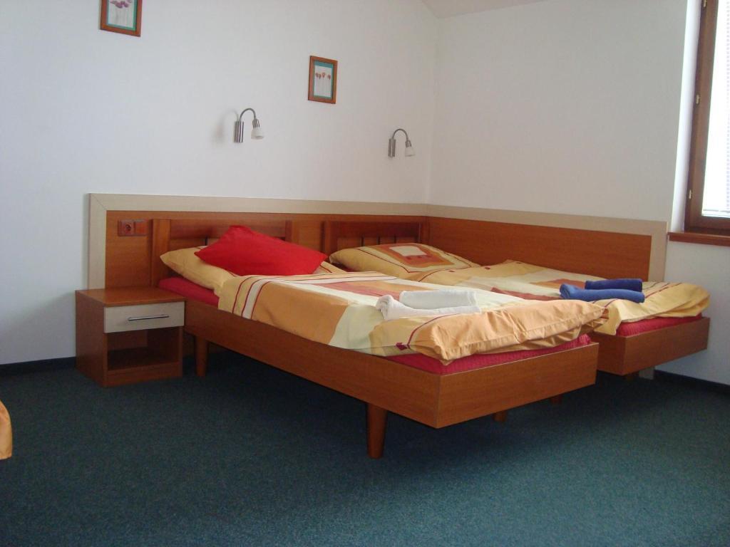Hotel U Kapra ลาซนิเย บิเยโลห์รัด ห้อง รูปภาพ
